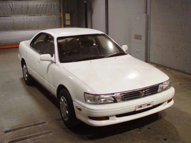 TOYOTA VISTA