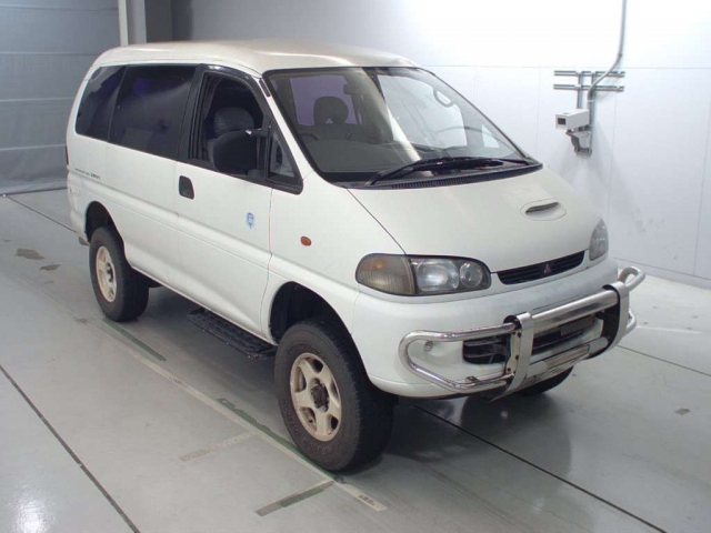 MITSUBISHI DELICA