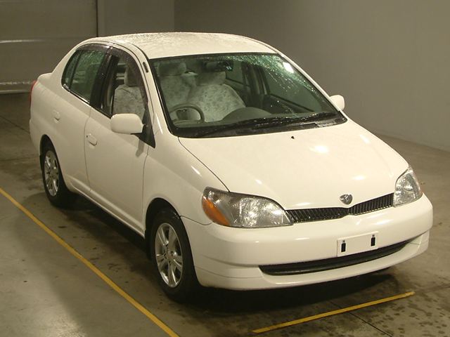 TOYOTA PLATZ