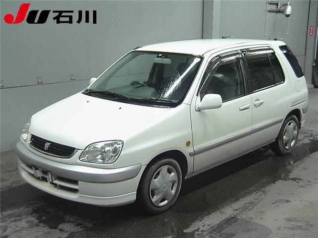 TOYOTA RAUM