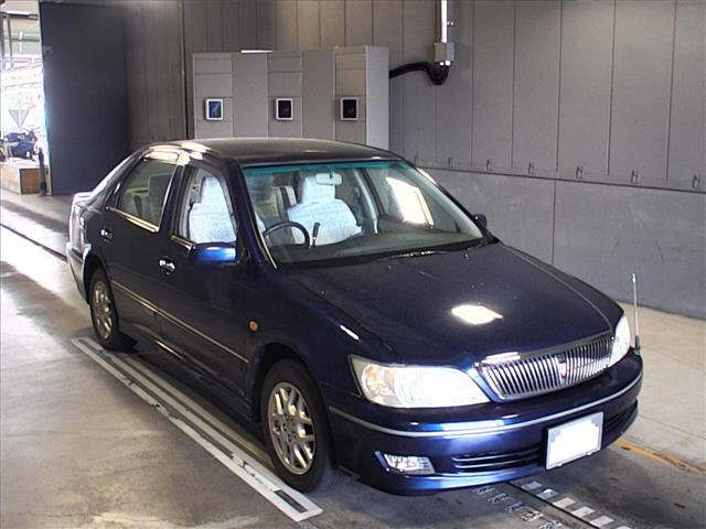 TOYOTA VISTA