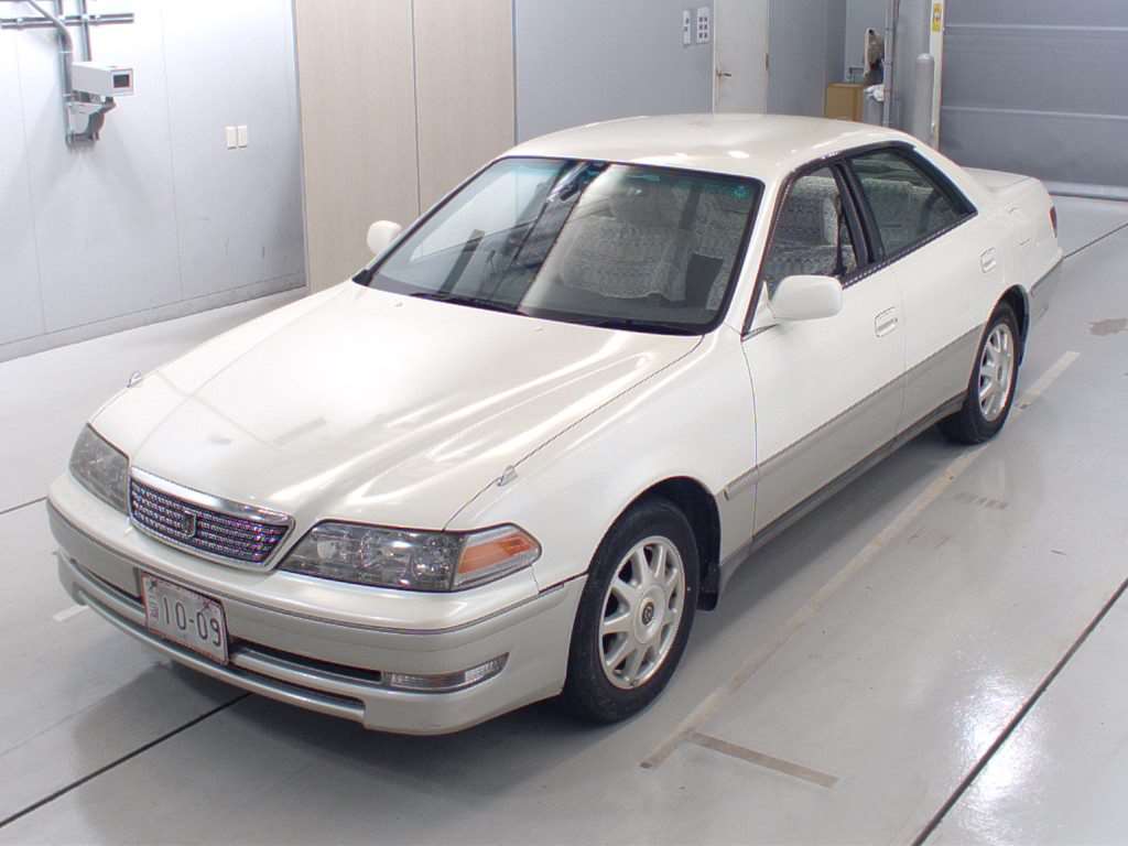 TOYOTA MARK II
