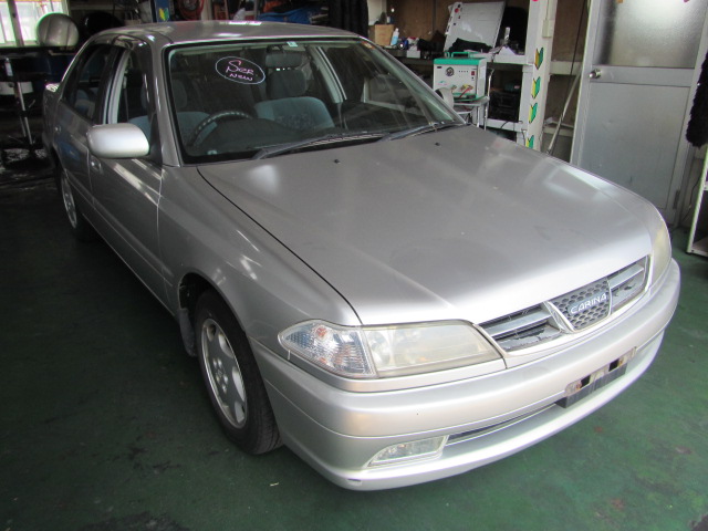 TOYOTA CARINA