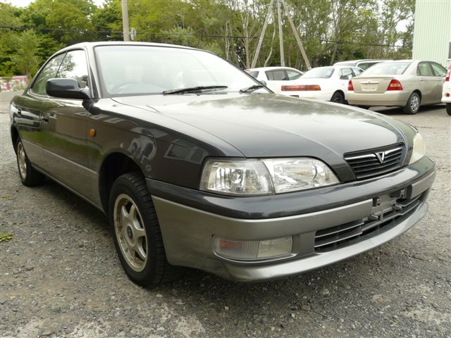 TOYOTA VISTA
