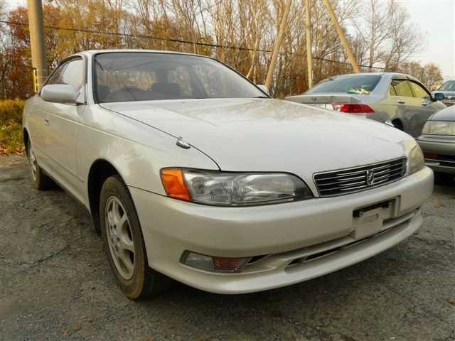 TOYOTA MARK II