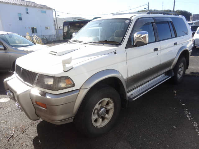 MITSUBISHI CHALLINGER