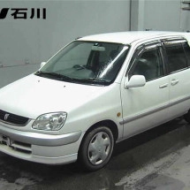 TOYOTA RAUM