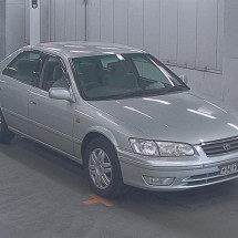 TOYOTA CAMRY GRACIA 2001