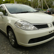 NISSAN TIIDA