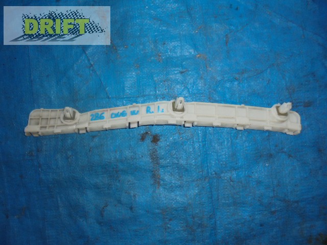 крепление бампера