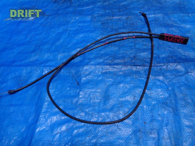 тросик капота