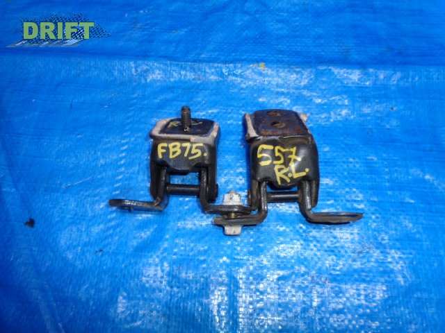 петля дверная