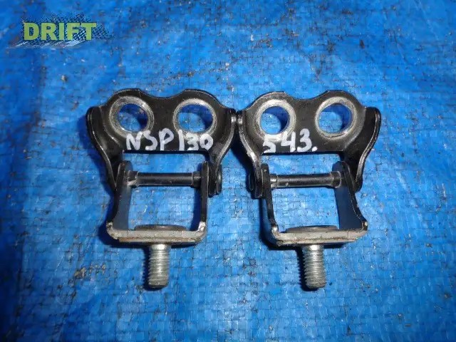 петли 5-й двери