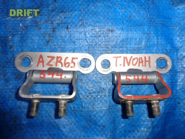 петли 5-й двери