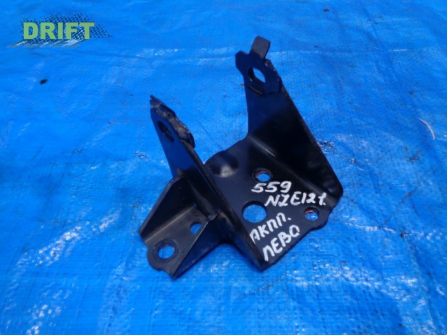 кронштейн опоры двигателя