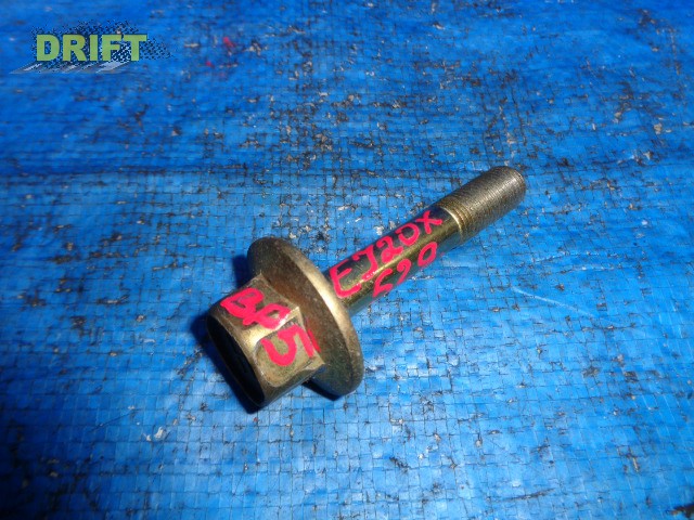 болт шкива коленвала