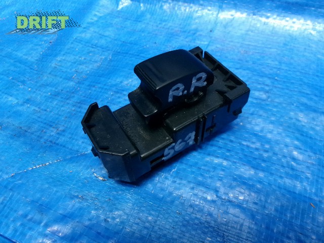 кнопка стеклоподъемника