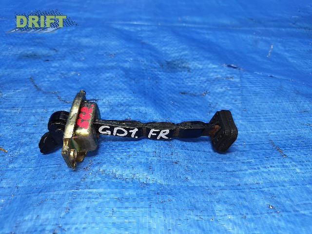 ограничитель двери