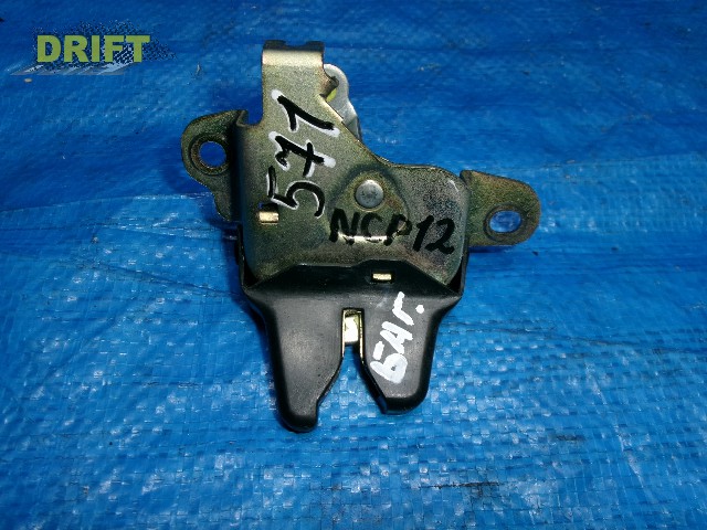 замок багажника