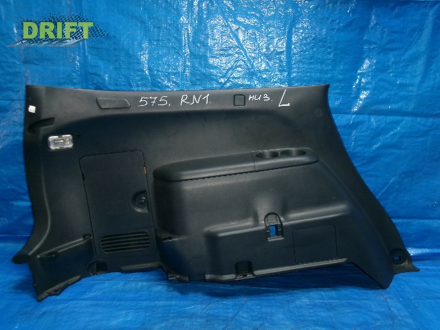 обшивка багажника