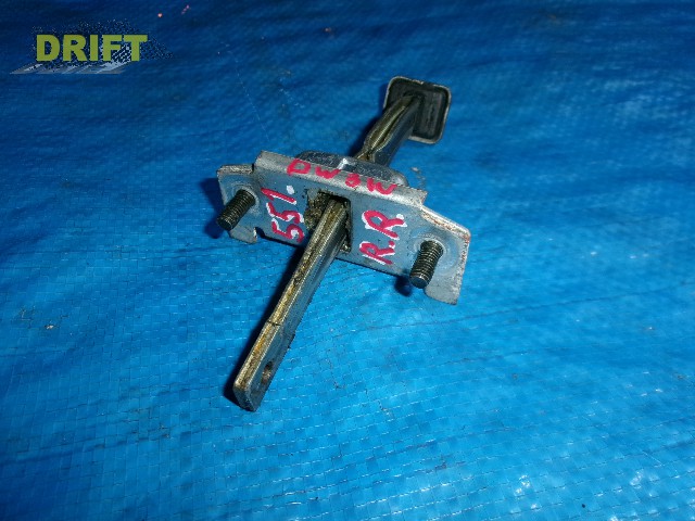 ограничитель двери