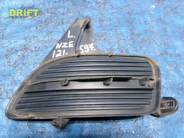 заглушка бампера