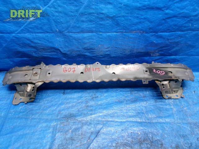 усилитель бампера