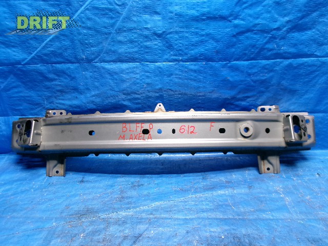 усилитель бампера