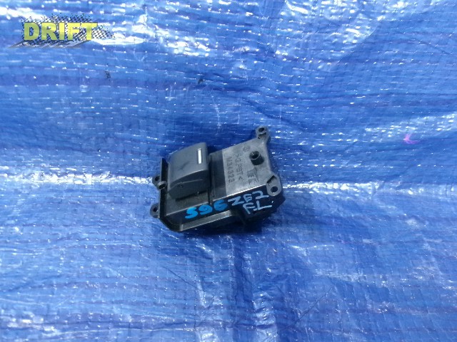 кнопка стеклоподъемника