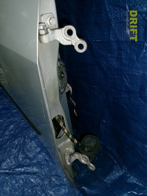 петля дверная