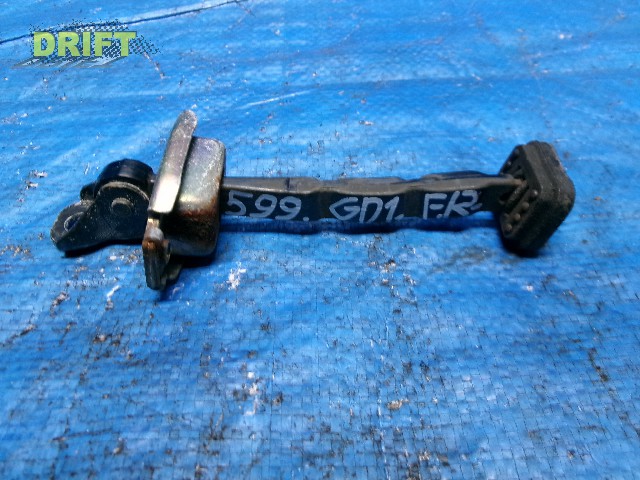 ограничитель двери