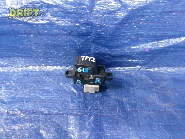 кнопка стеклоподъемника