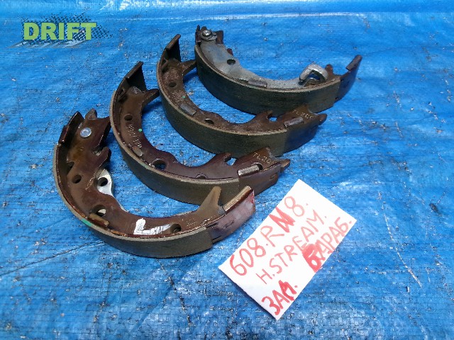 колодки ручного тормоза