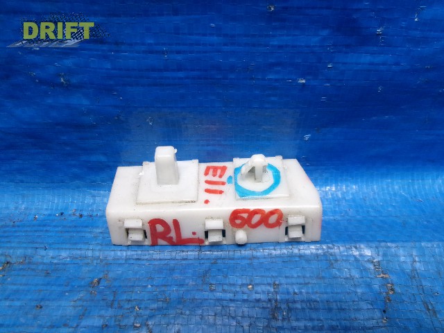 крепление бампера