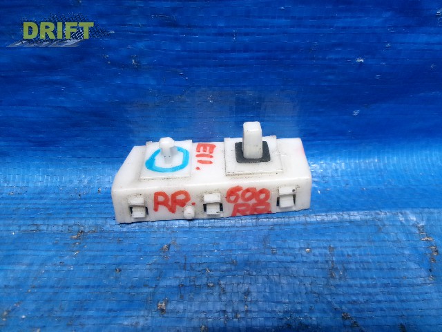 крепление бампера