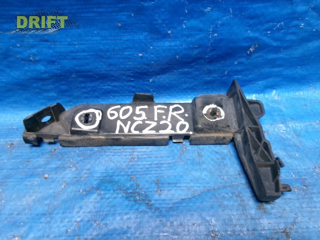 крепление бампера