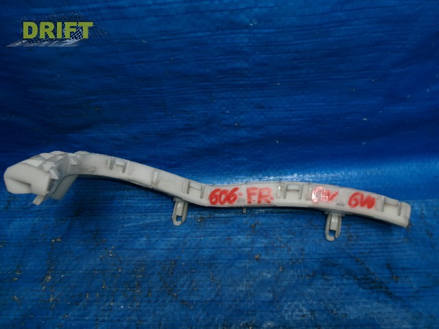 крепление бампера