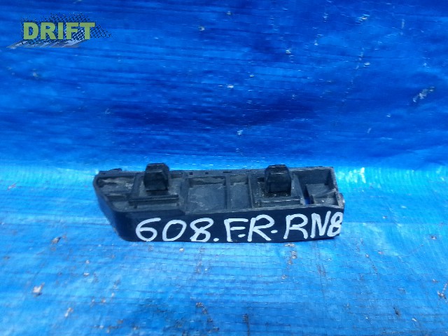 крепление бампера