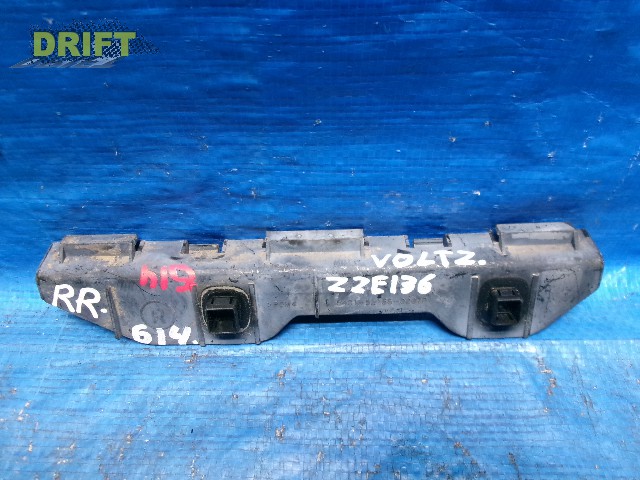 крепление бампера