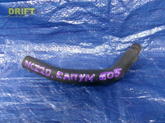 патрубок сапуна