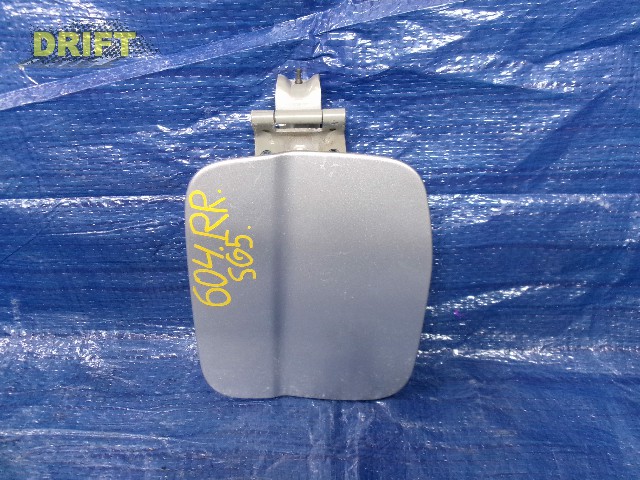 лючок бензобака