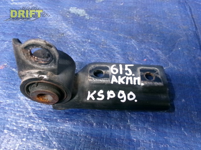 подушка двигателя