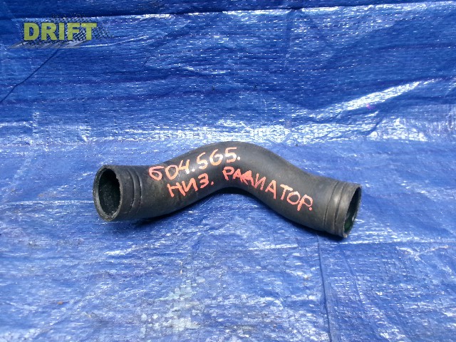 патрубок радиатора