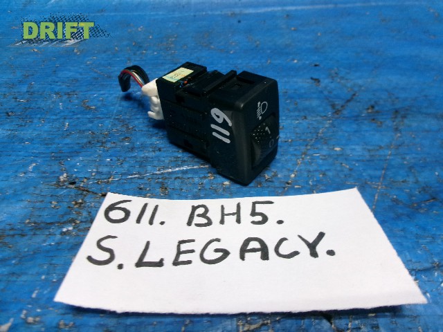 кнопка корректора фар