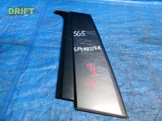 молдинг стекла