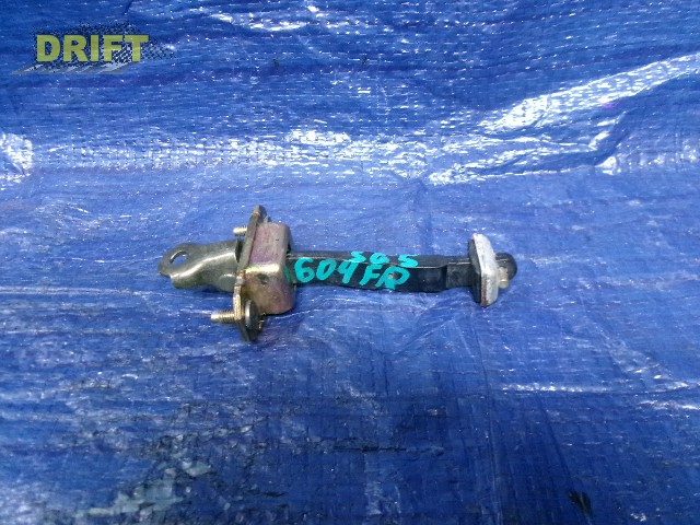 ограничитель двери