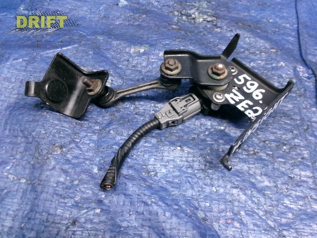 датчик уровня кузова