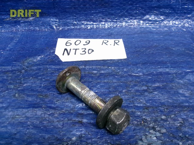 болт-эксцентрик