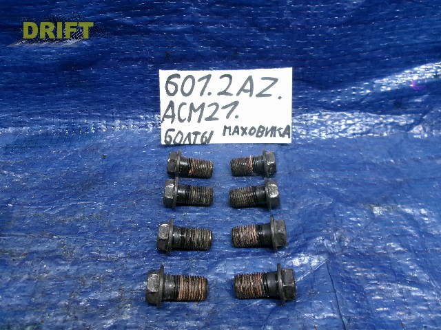 болт маховика