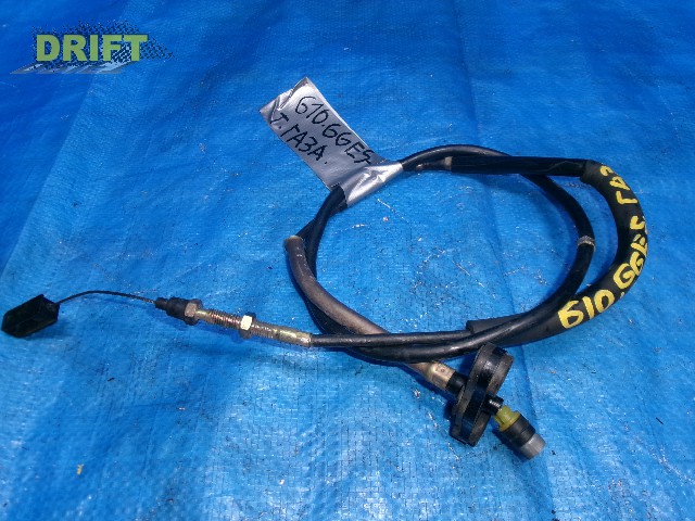 тросик акселератора